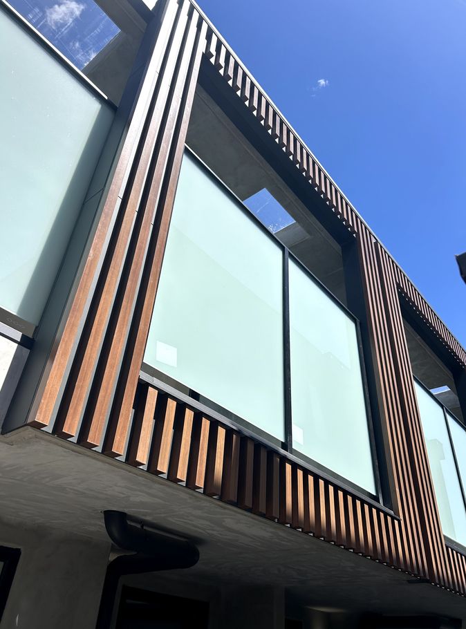 Custom aluminium batten systems for facades