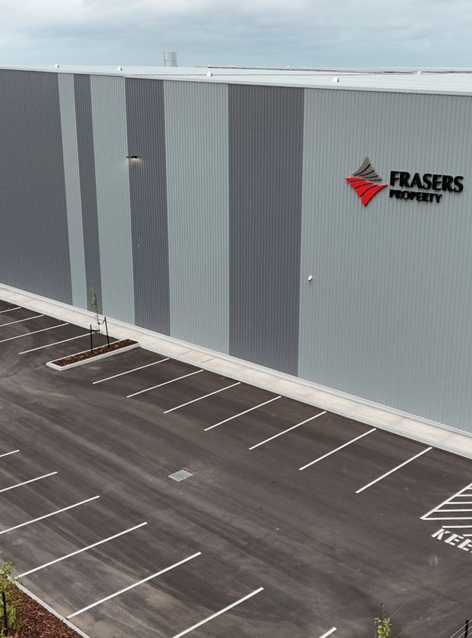 Aluminium cladding installation for large-scale developments