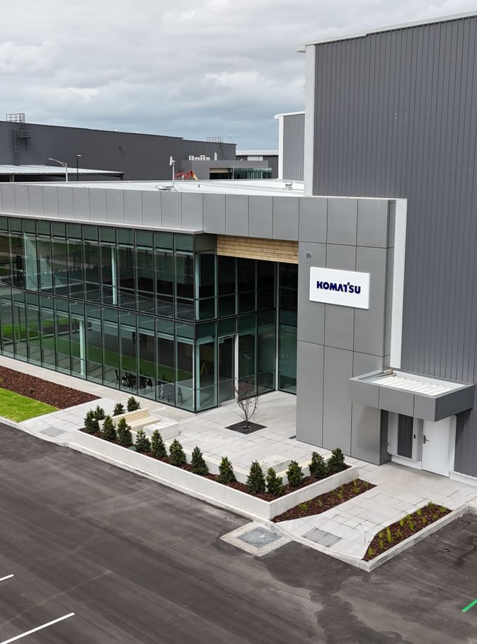 Aluminium cladding framing for commercial construction