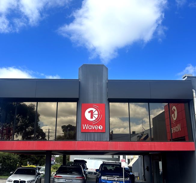 High-performance aluminium cladding for shopping centres